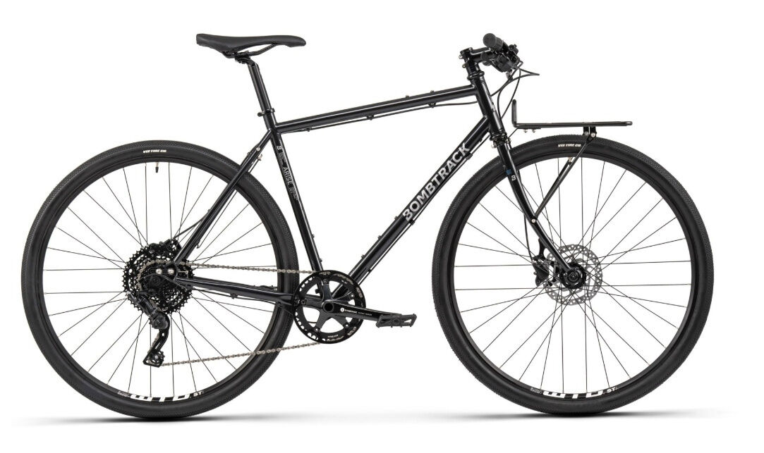 Bombtrack ARISE GEARED Metallic Black 28" Diamant